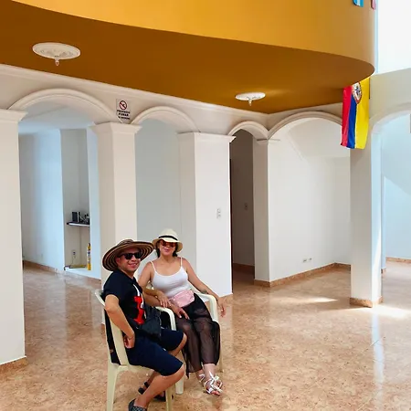 Cerca Al Centro Histórico Pensión 3*
