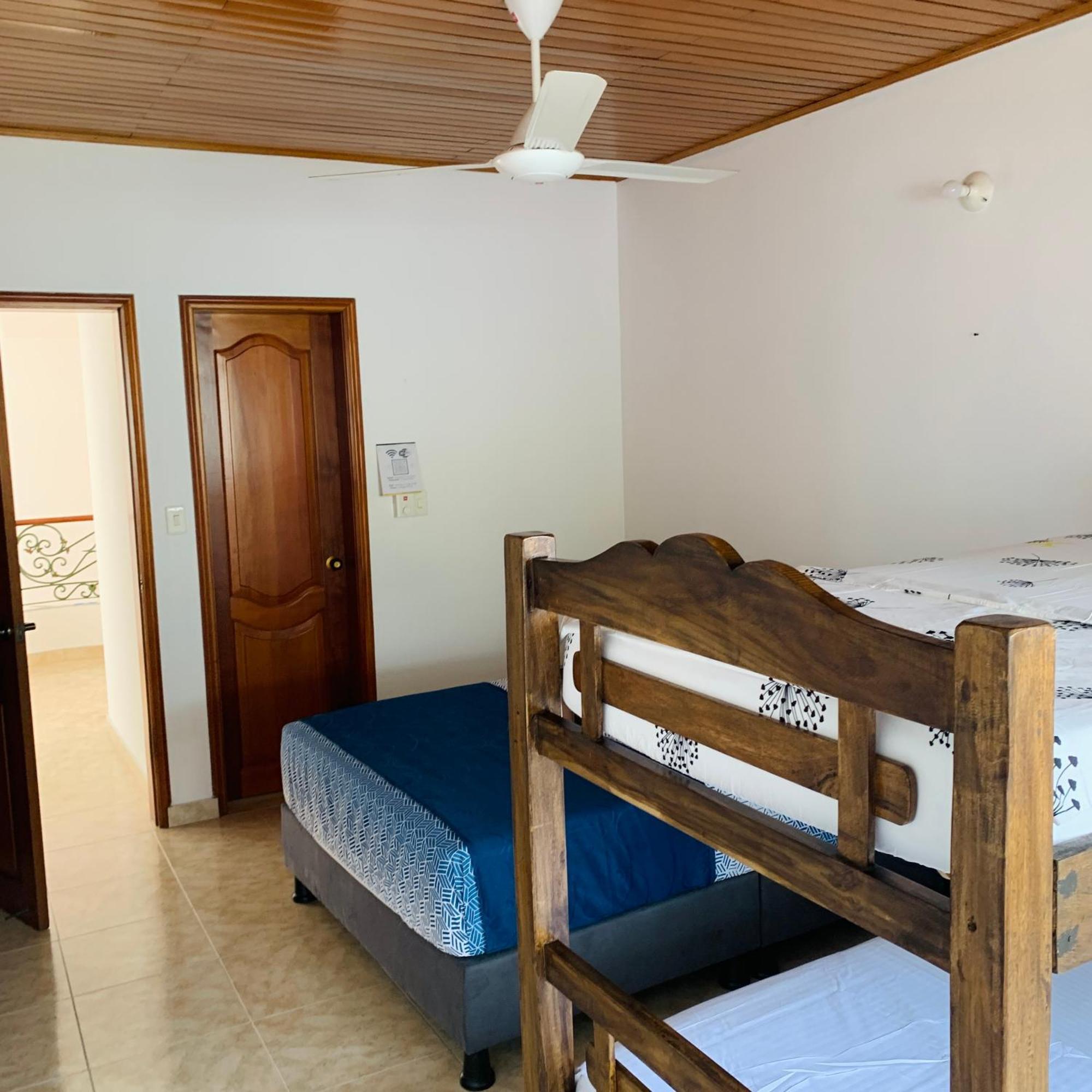 Cerca Al Centro Histórico Pensión